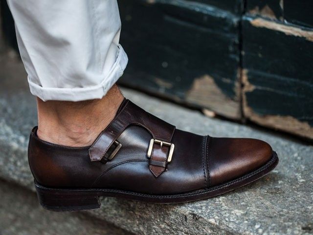 Blogi-Monk-strap