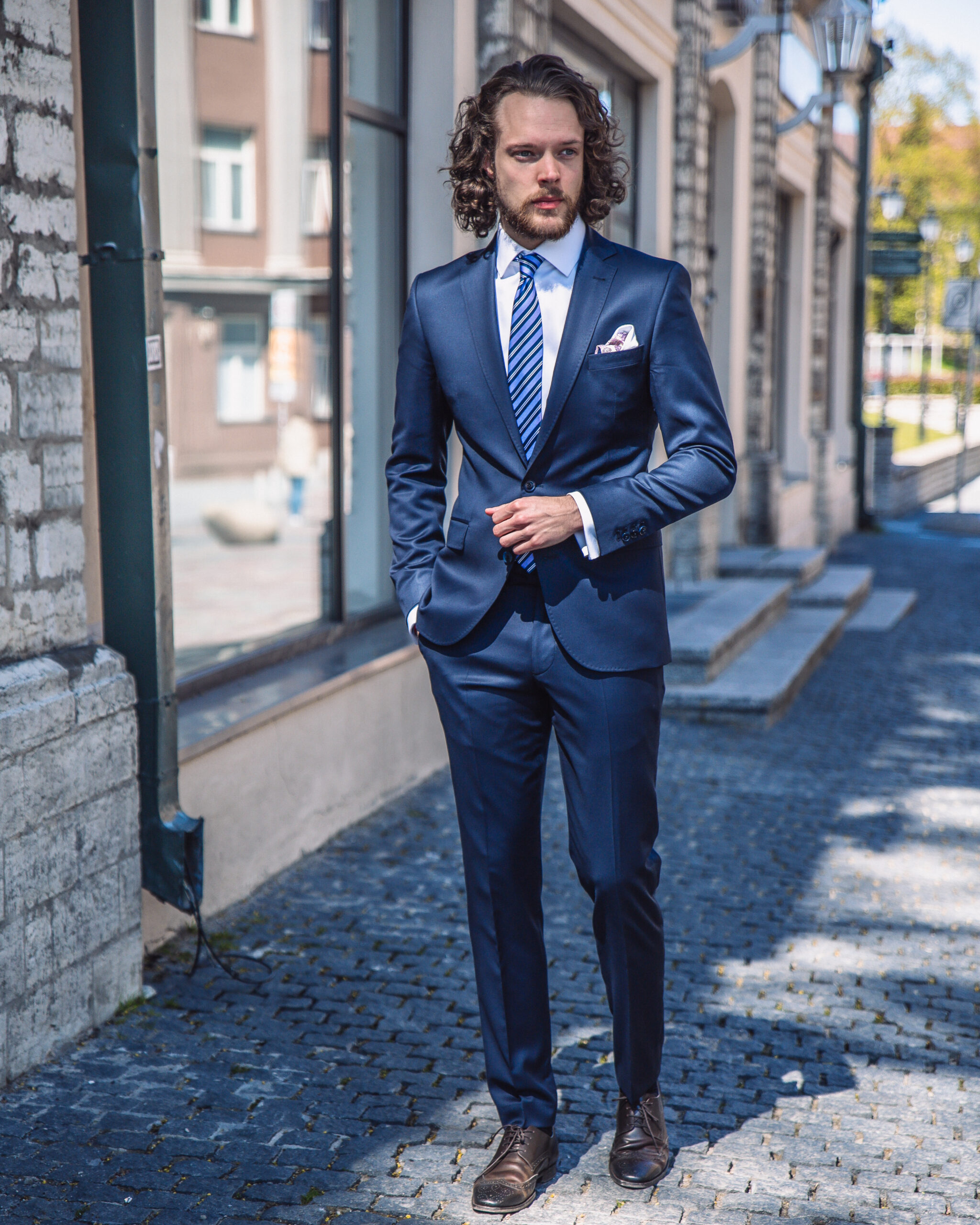 Made-to-measure Suit