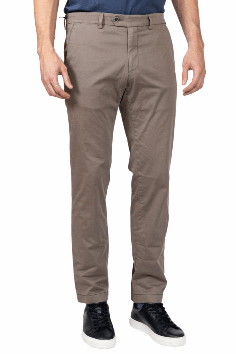Lucca Taupe Chinod